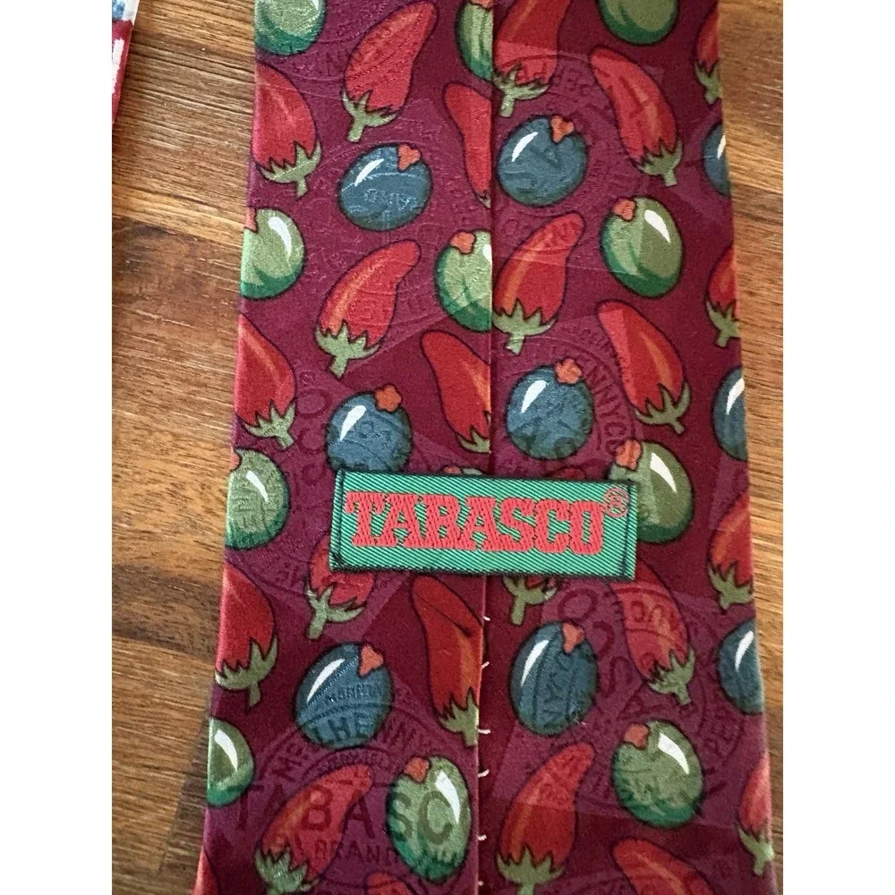 Men's‎ Necktie Lot Of 4 Tabasco, Candy Hearts, Stamps & Footballs All Over Print